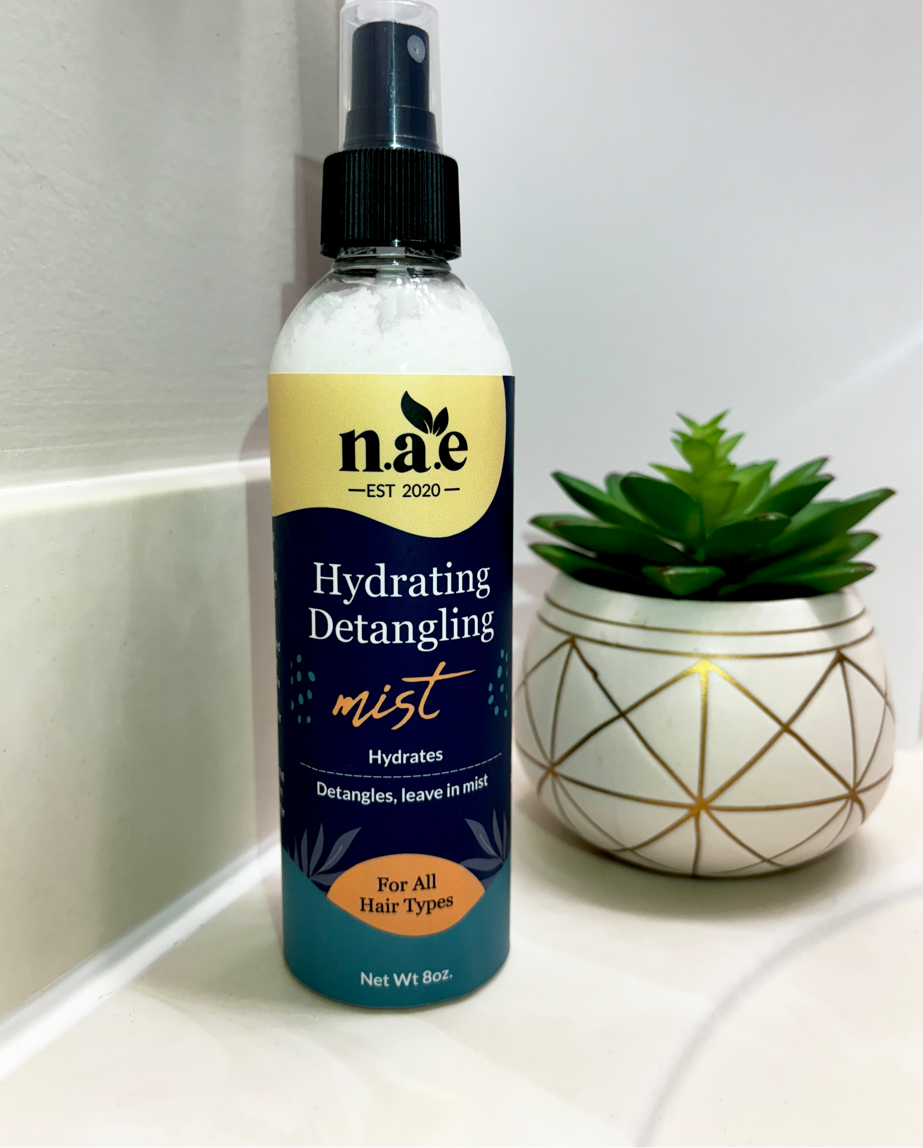 Hydrating Detangling Mist